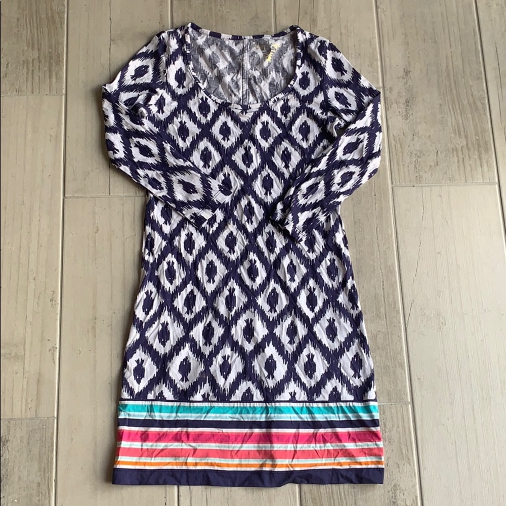 Lilly Pulitzer T-shirt dress with engineer print.